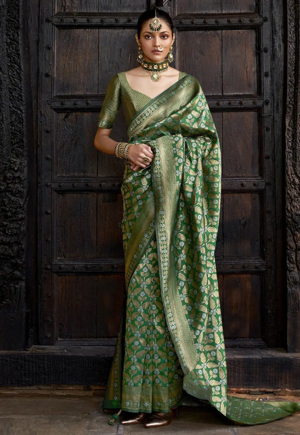 Green Banarasi Silk Saree With Blouse 298488