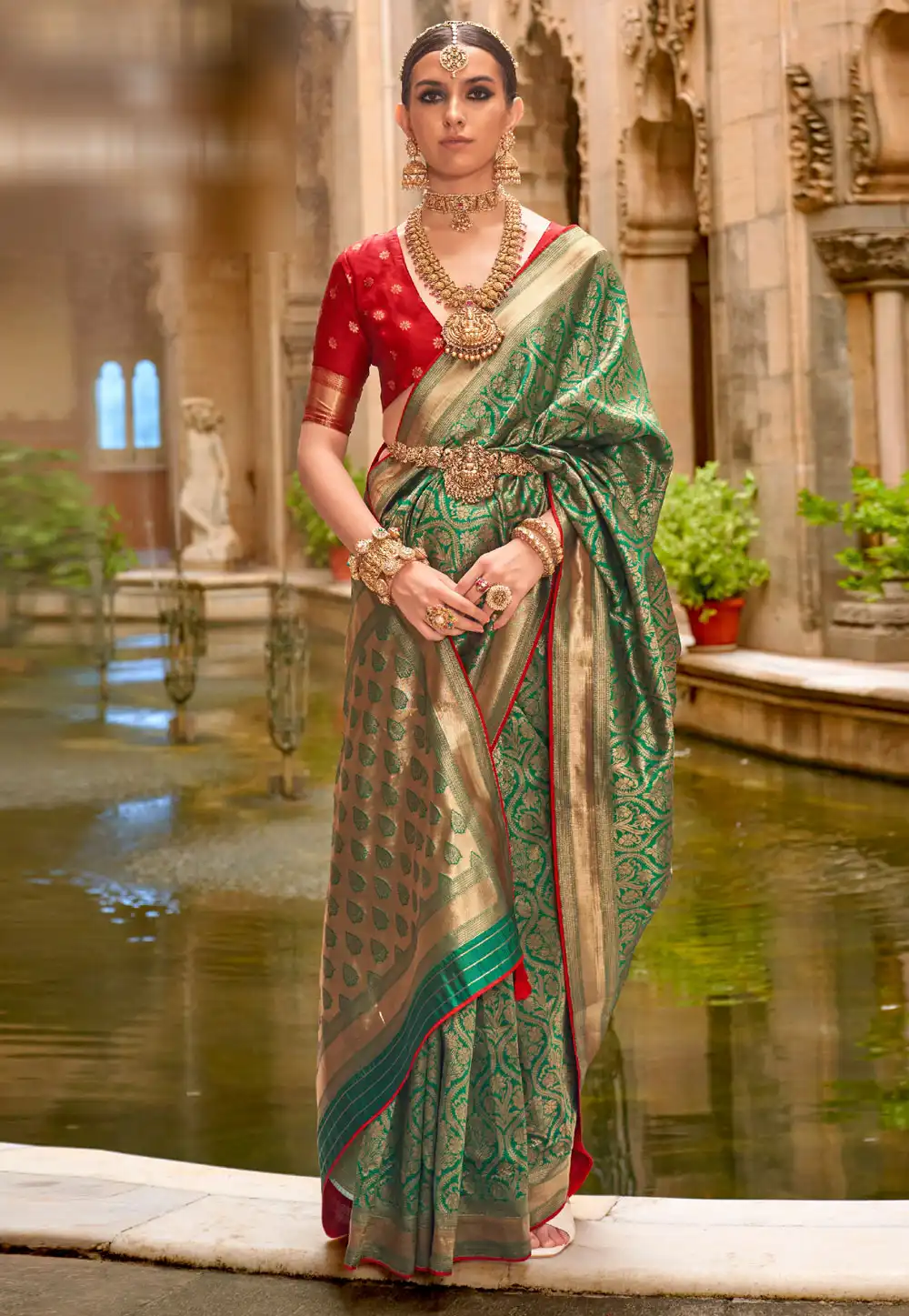 Green Banarasi Silk Saree With Blouse 291057