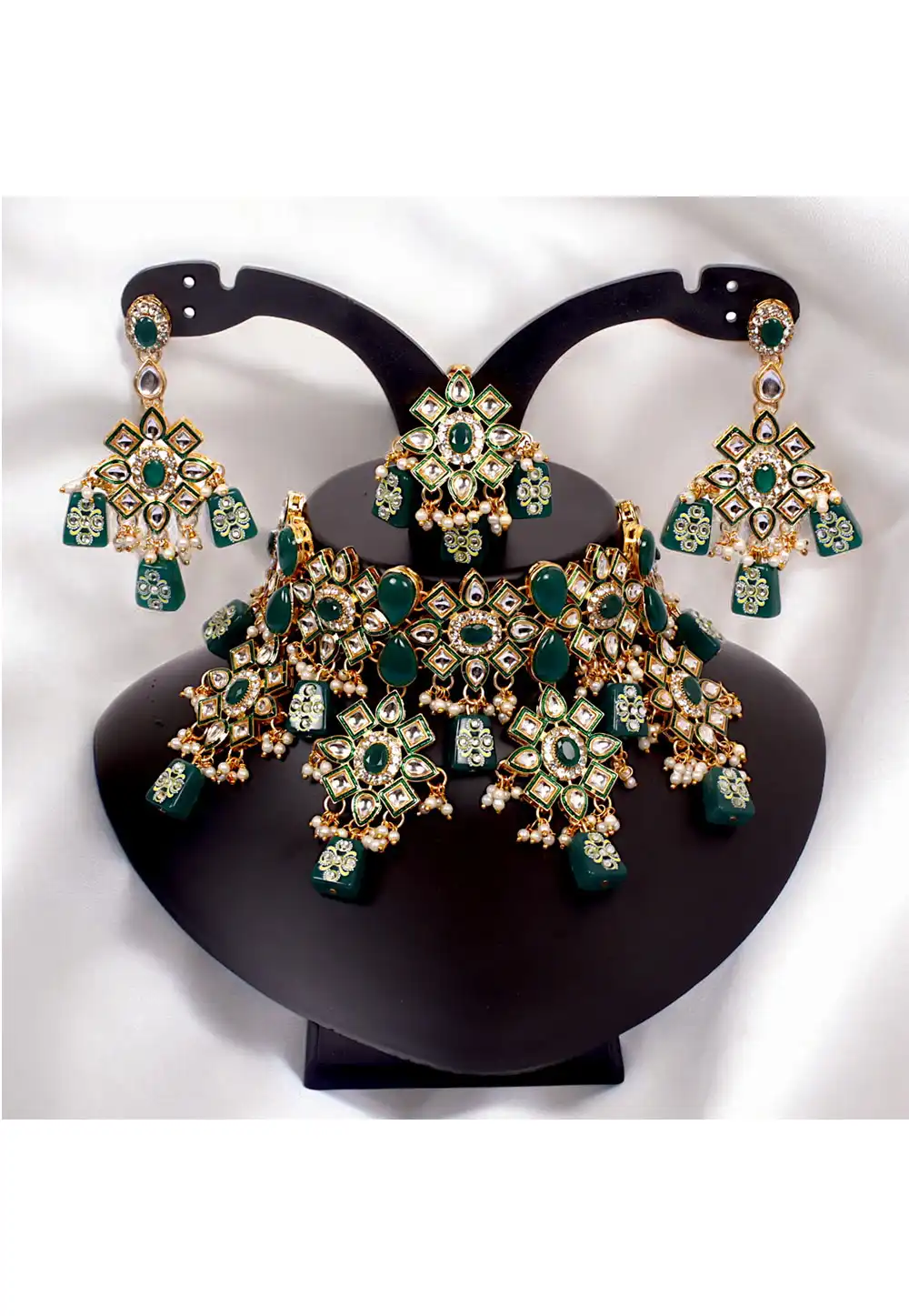 Green Brass Austrian Diamonds and Kundan Necklace Set With Earrings and Maang Tikka 292897