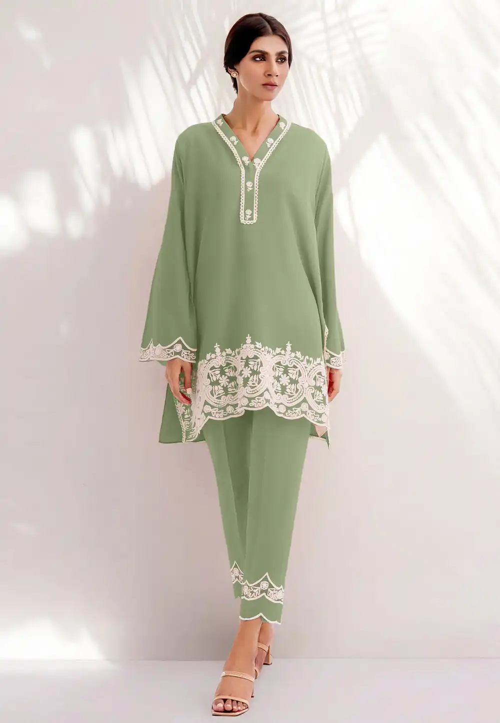 Green Chanderi Kurta Set With Pent 288375