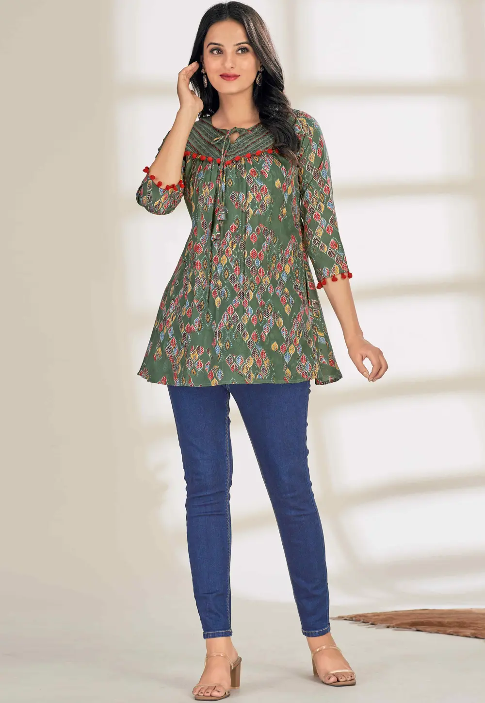 Green Cotton Short Kurti for Women 302416