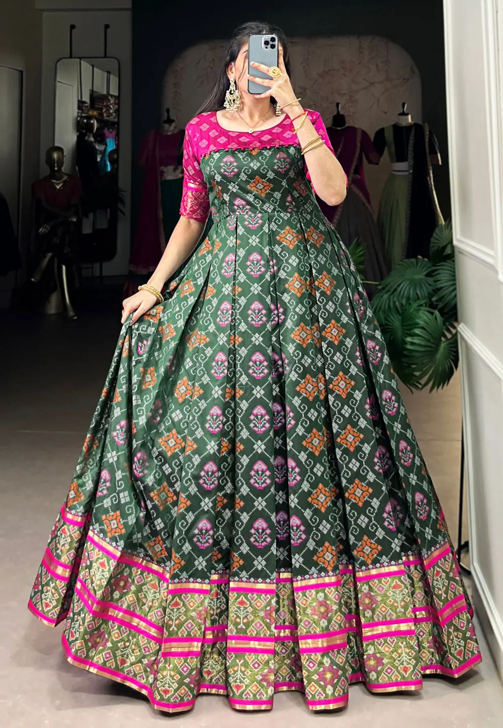 Green Jacquard Silk Printed Gown 304749