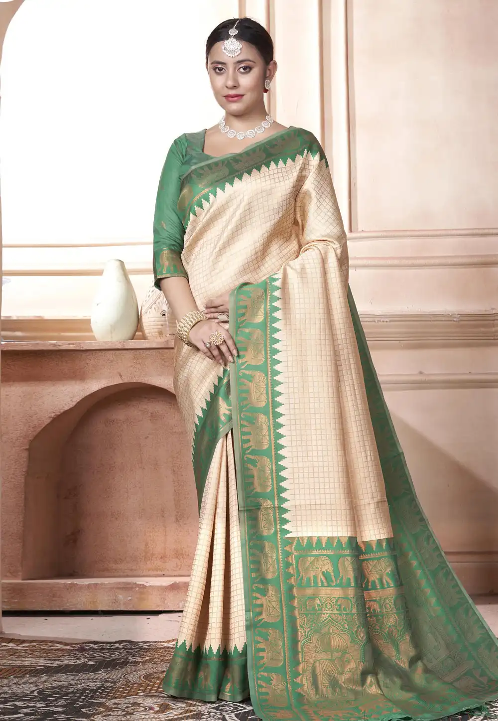 Green Kanjivaram Silk Saree With Blouse 288227