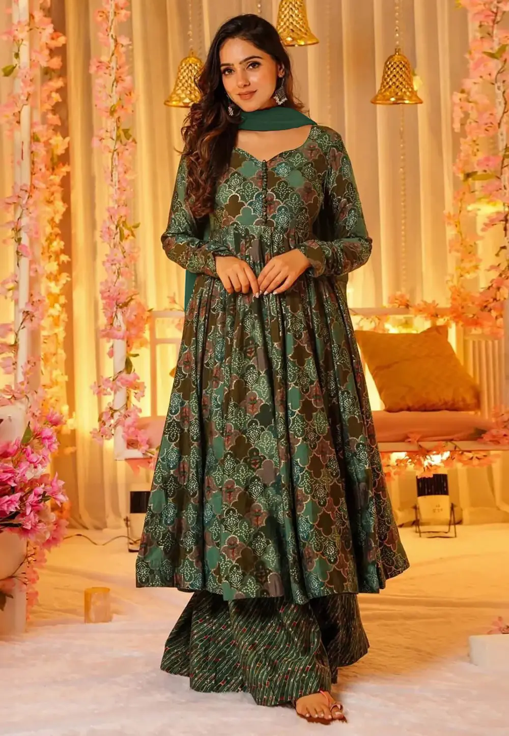 Green Muslin Readymade Pakistani Suit 299281