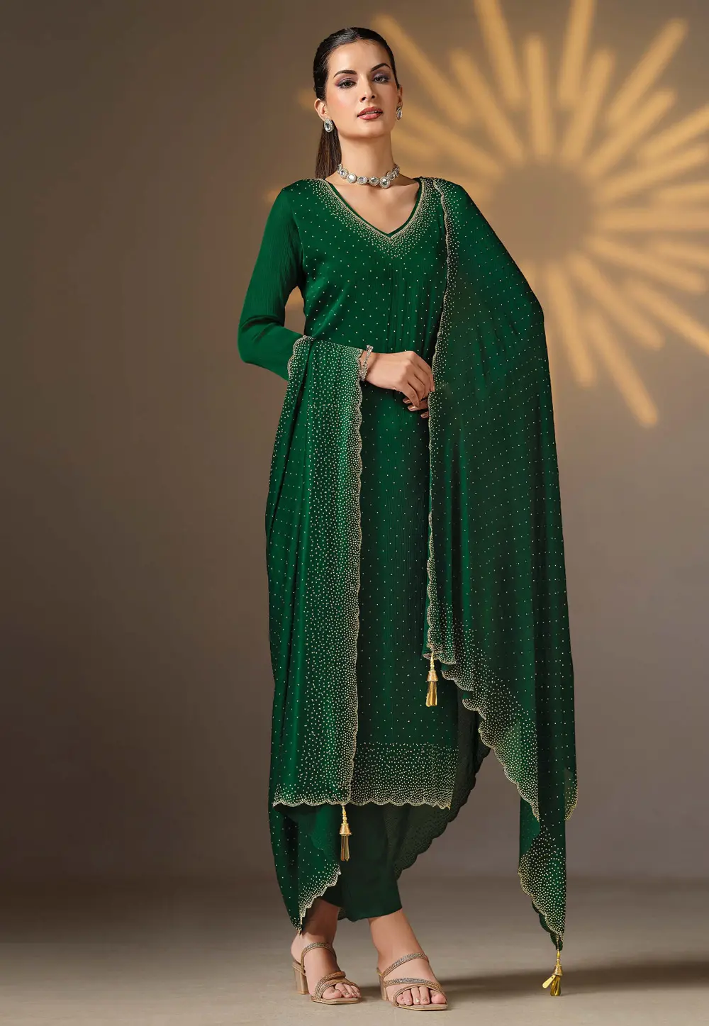 Green Satin Chiffon Straight Suit 297311