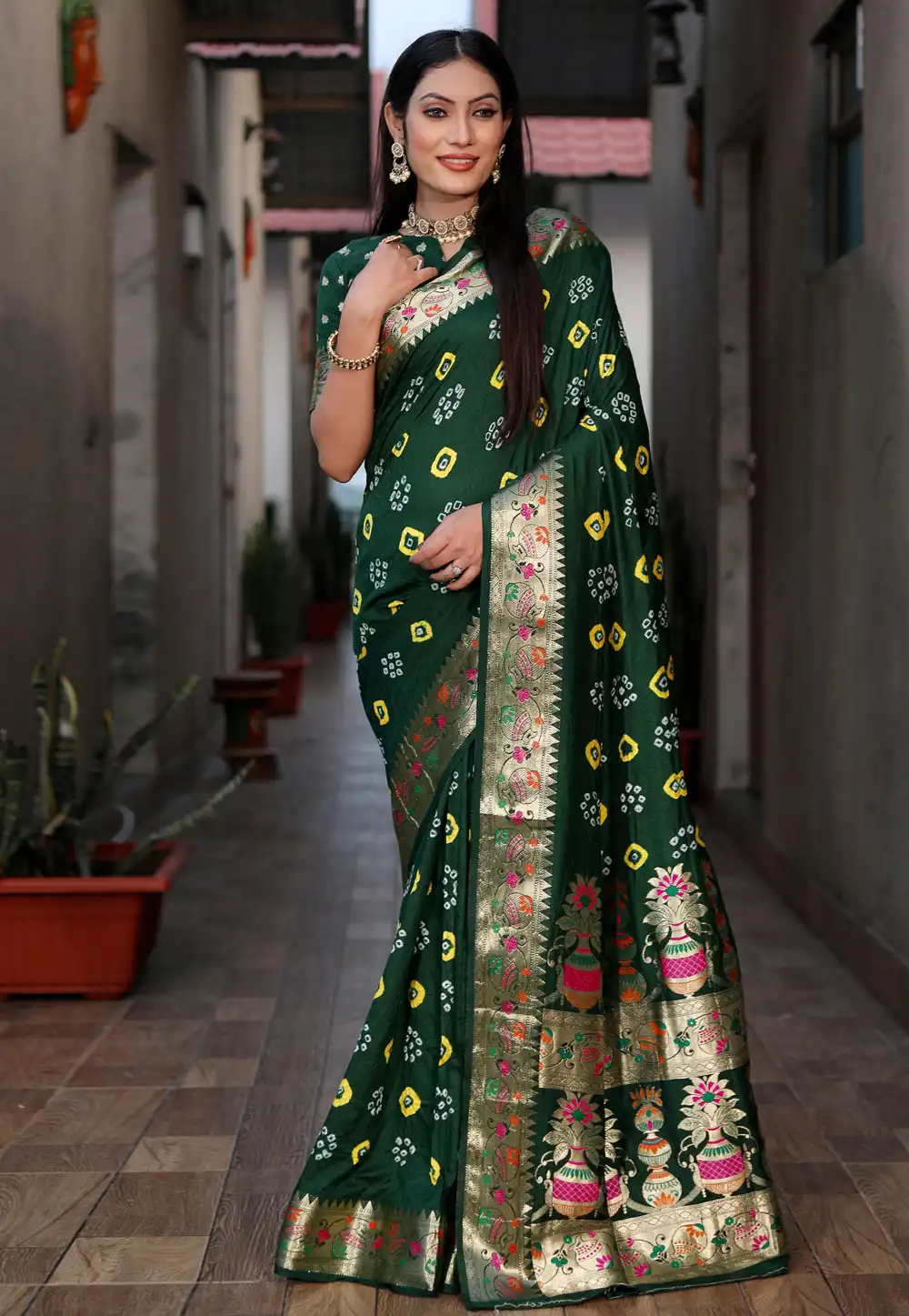 Green Silk Bandhani Print Saree 290626