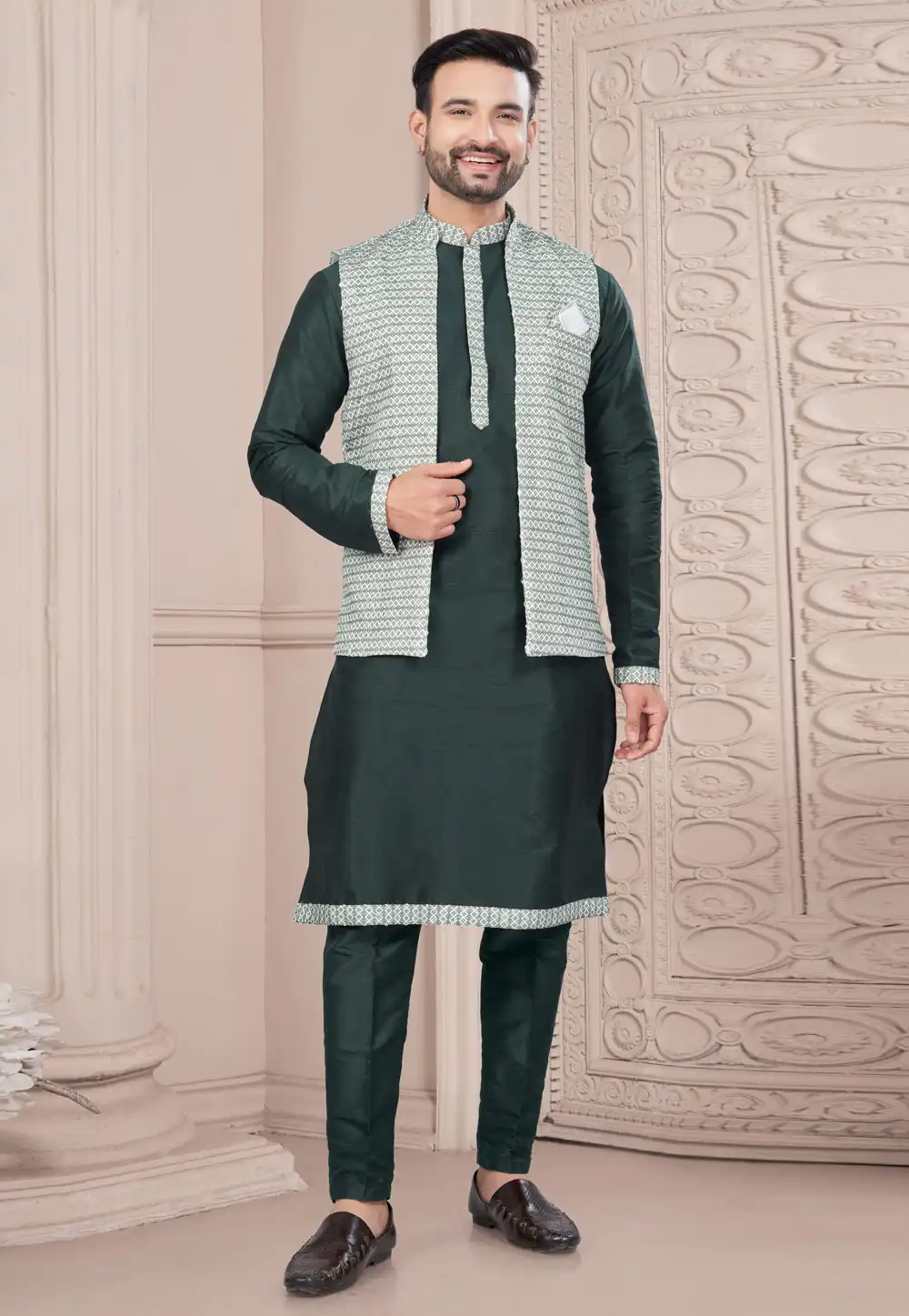 Green Silk Kurta Pajama With Jacket 294597