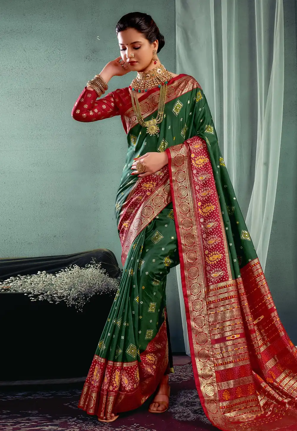 Green Silk Saree With Blouse 288093