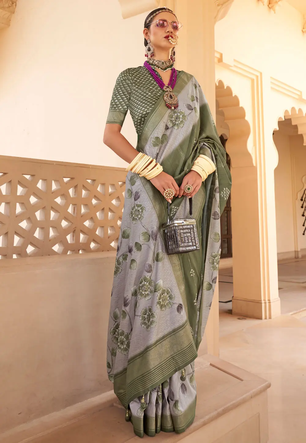 Green Silk Saree With Blouse 299447