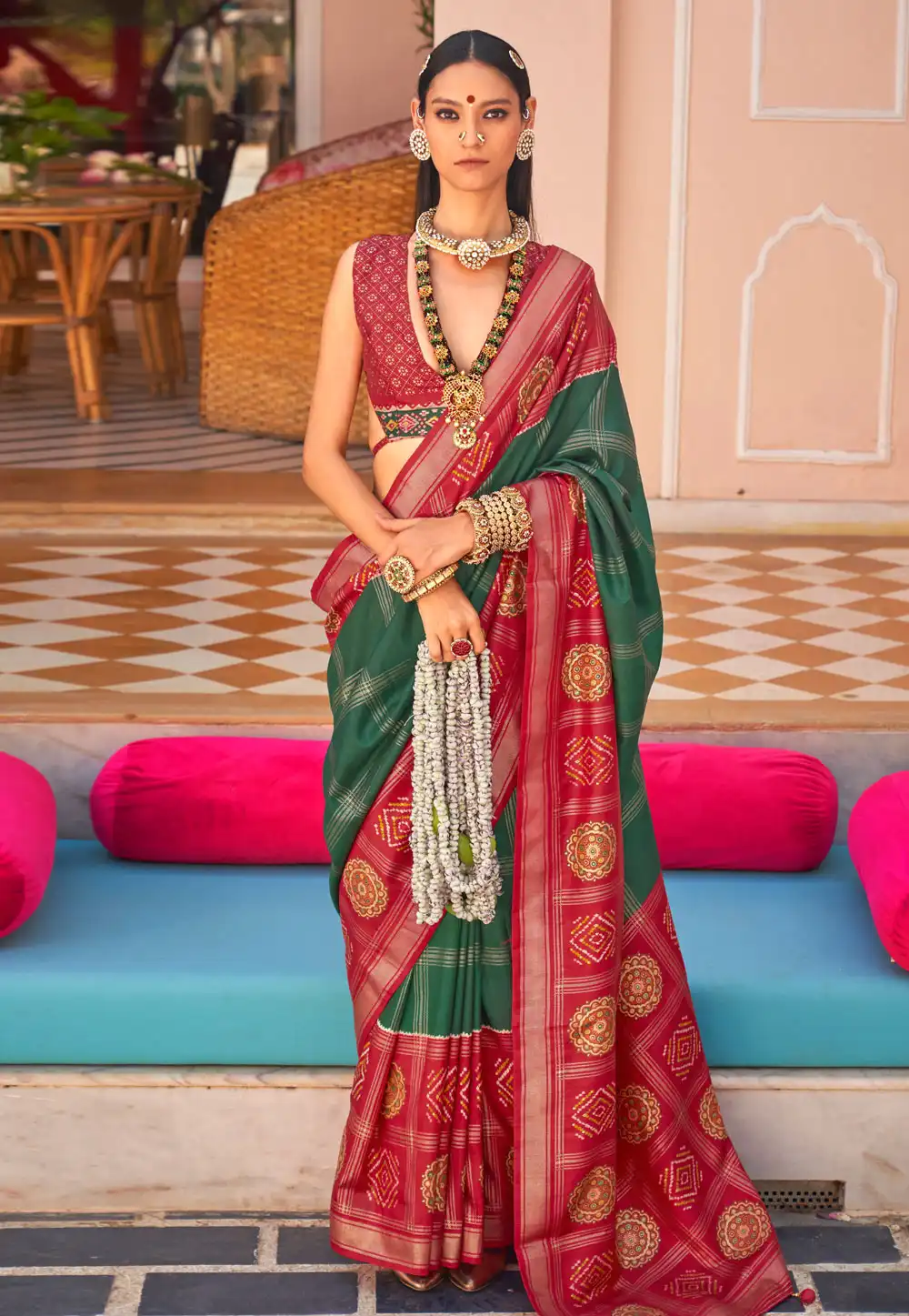 Green Silk Saree With Blouse 292089