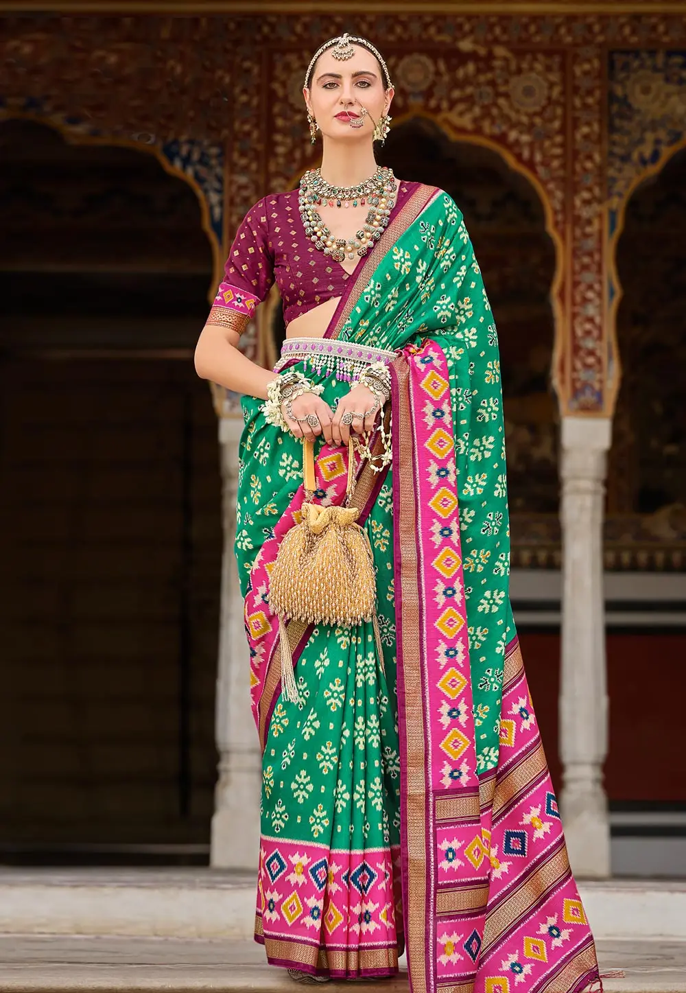 Green Silk Saree With Blouse 295567