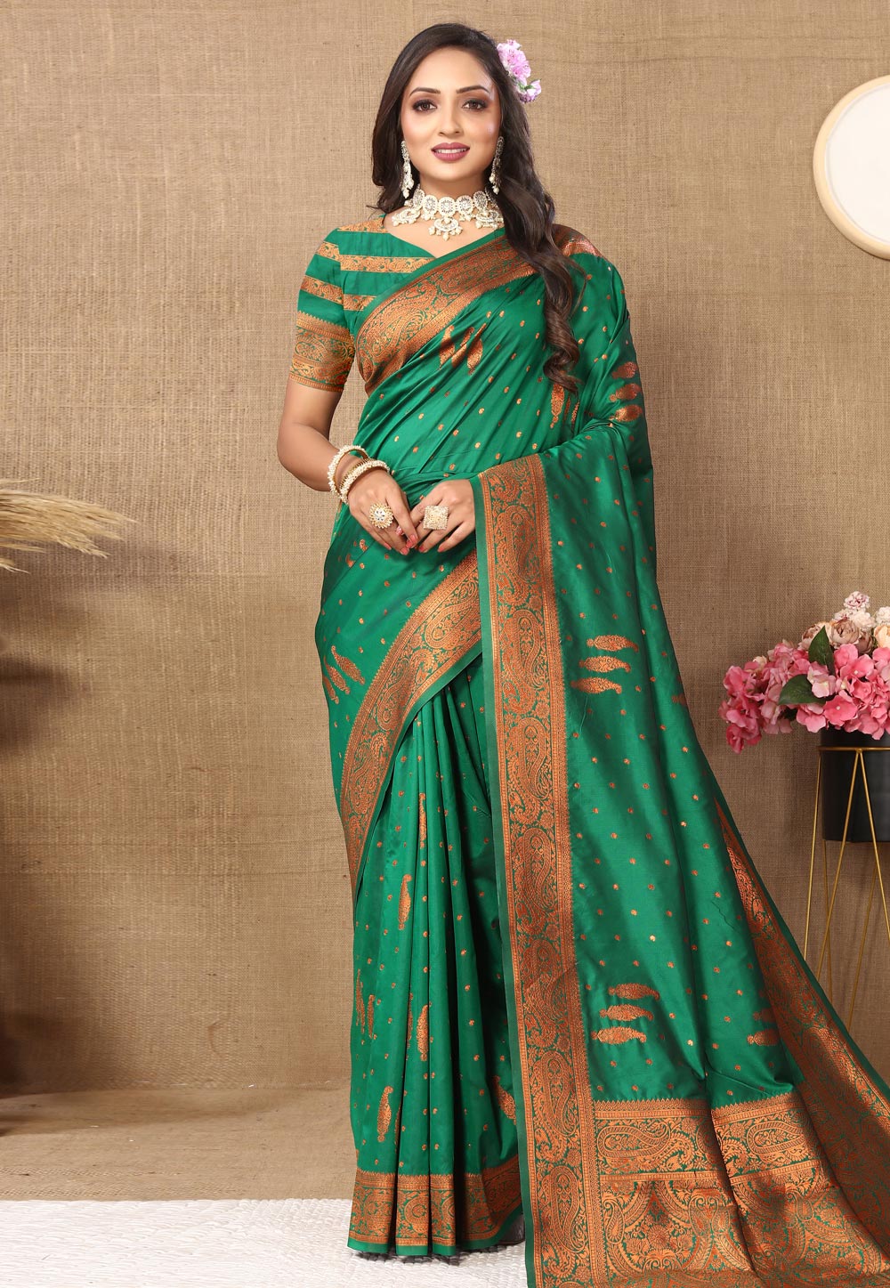 Green Silk Saree With Blouse 283545