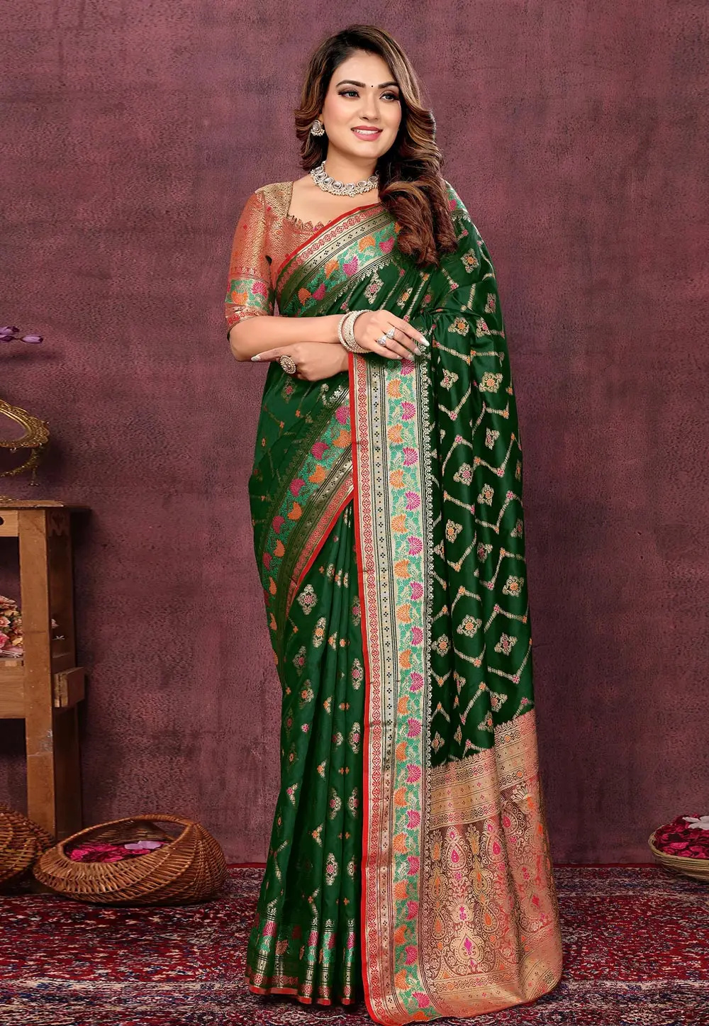 Green Silk Saree With Blouse 296198