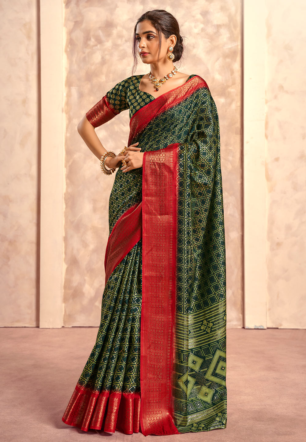 Green Silk Saree With Blouse 287038