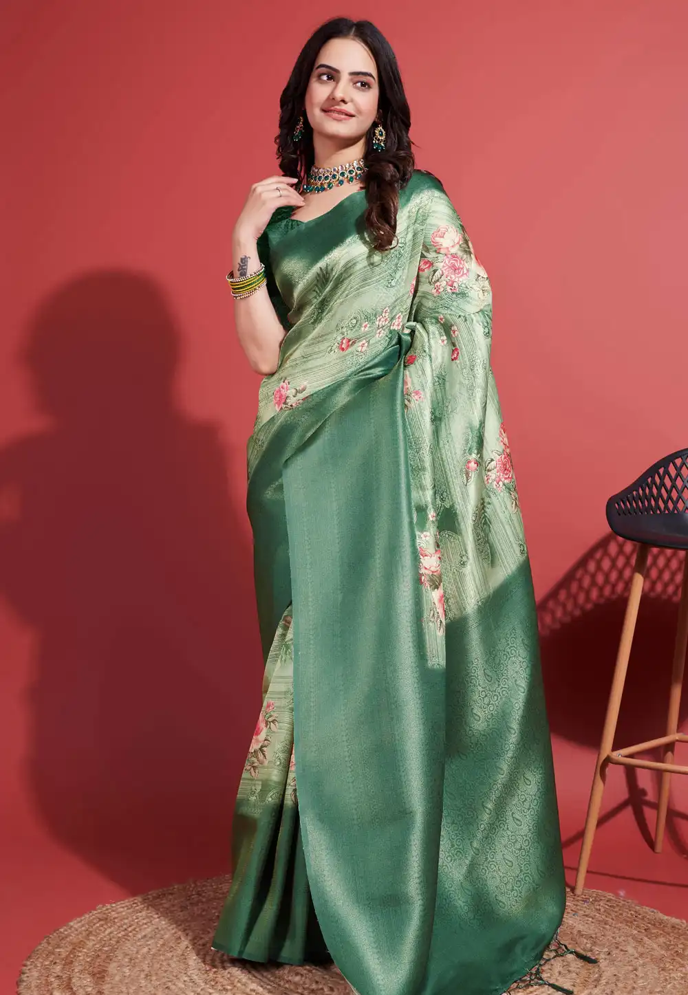 Green Silk Saree With Blouse 289335