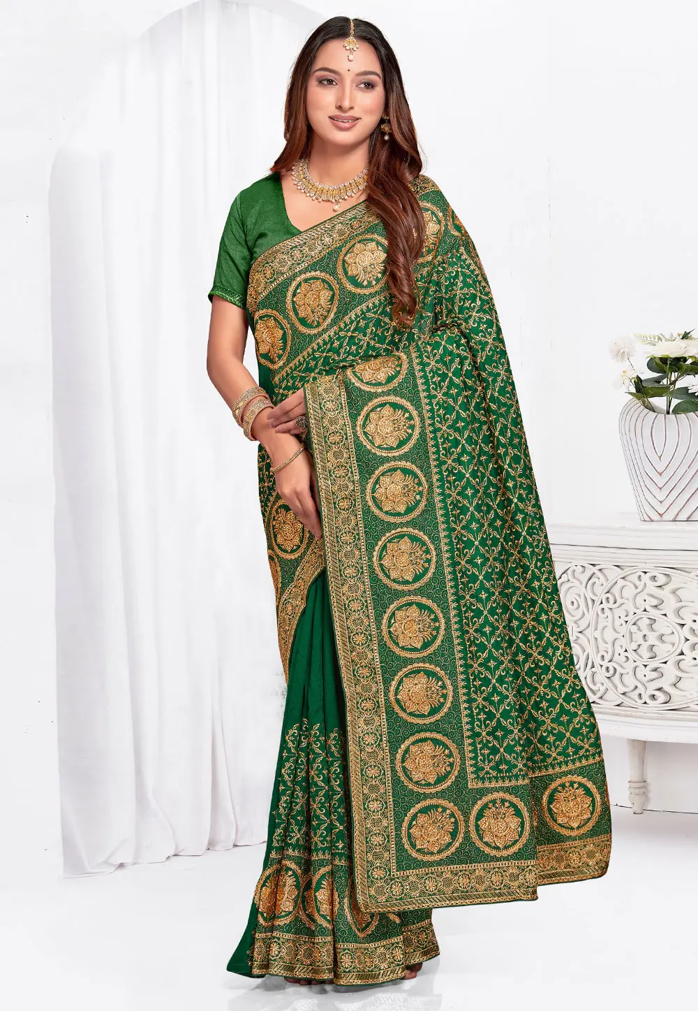 Green Silk Saree With Blouse 301409