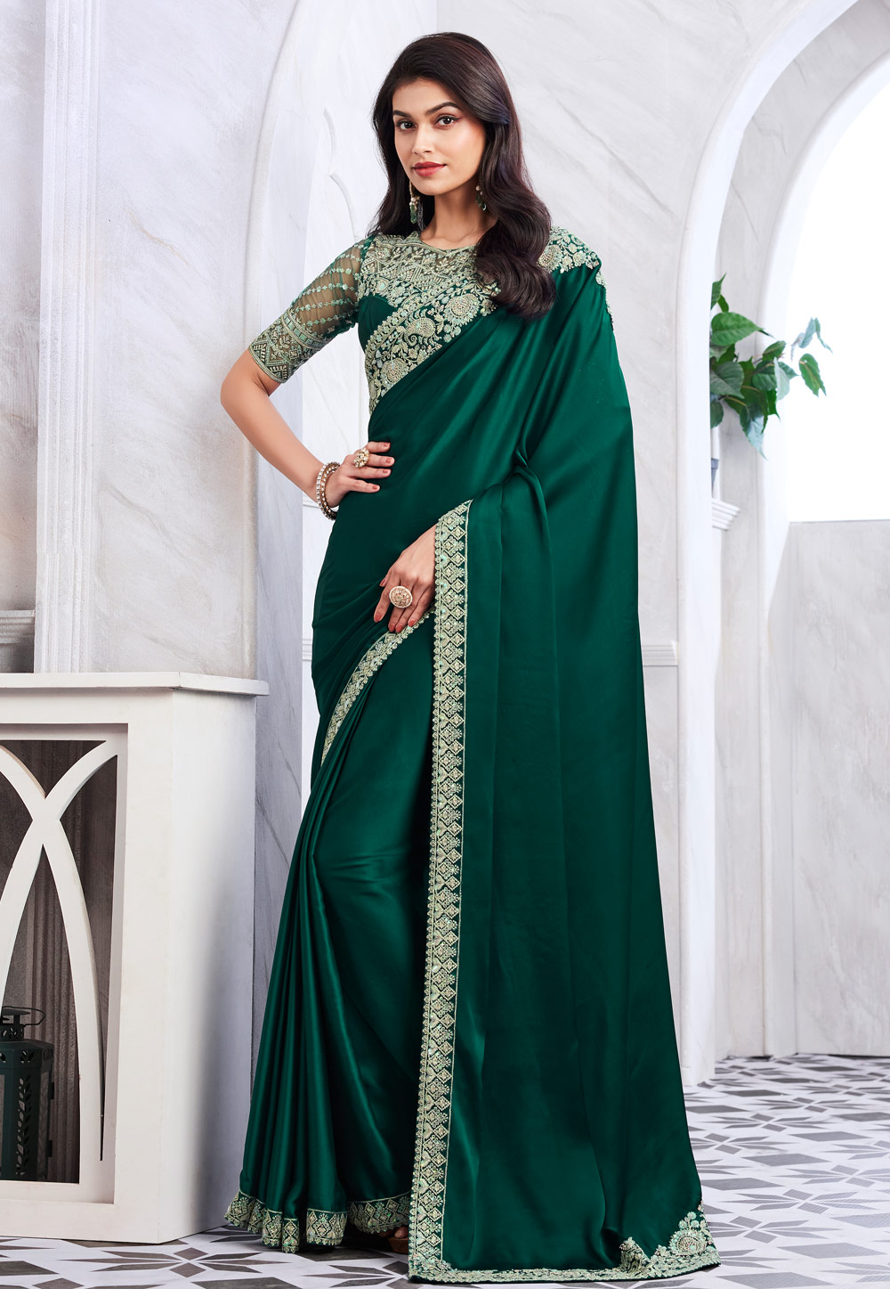 Green Silk Saree With Blouse 283842