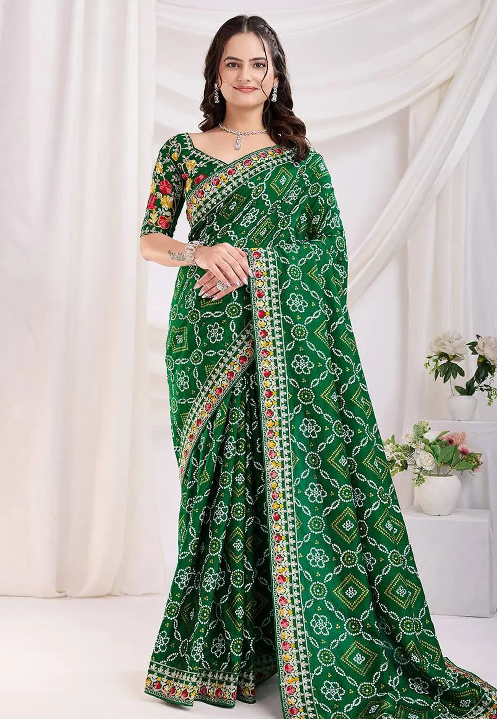 Green Silk Saree With Blouse 303270