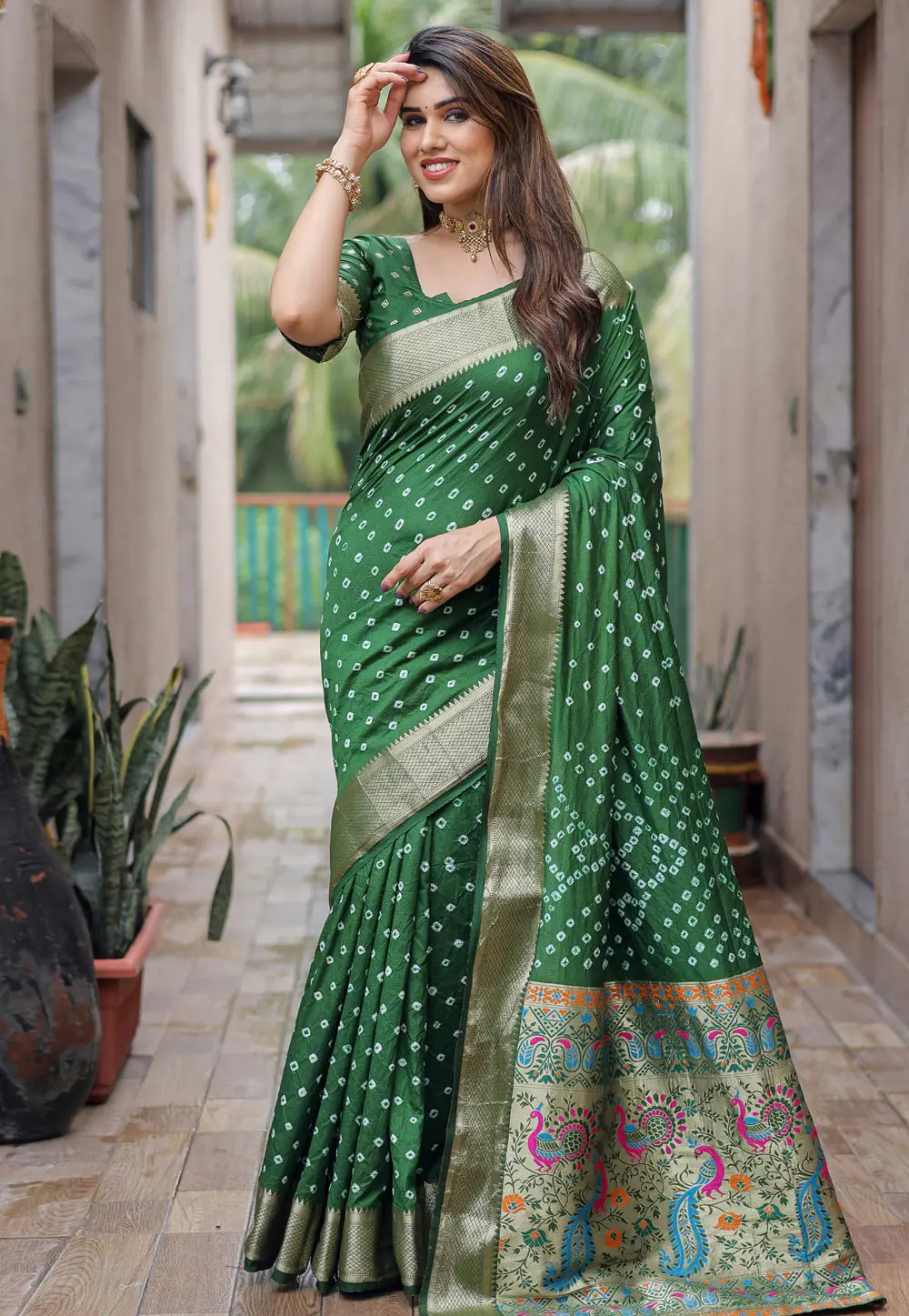 Green Silk Saree With Blouse 295703