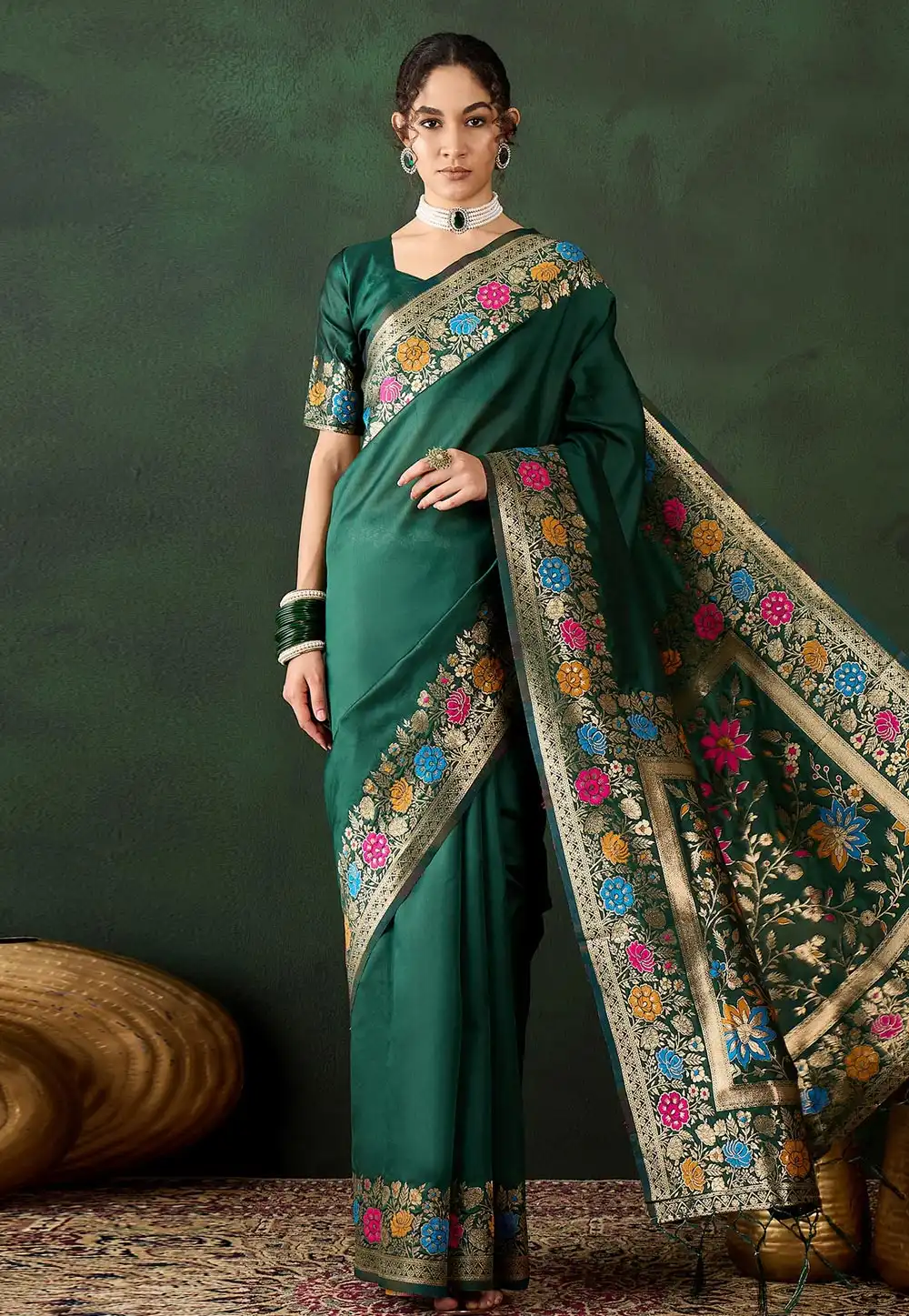 Green Silk Saree With Blouse 294377