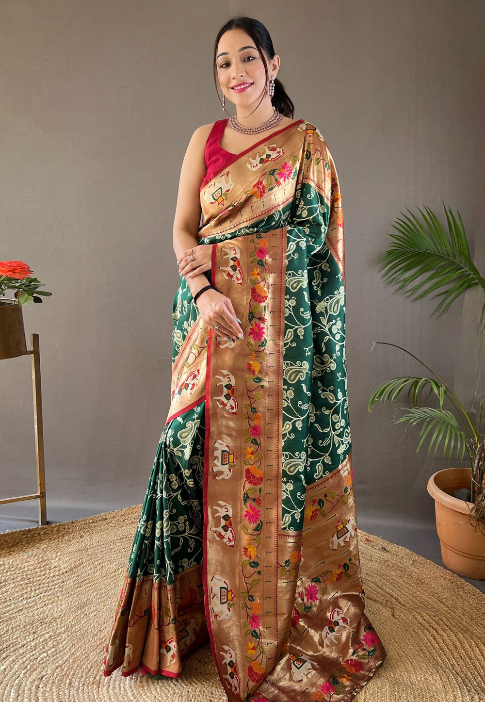 Green Silk Saree With Blouse 287424