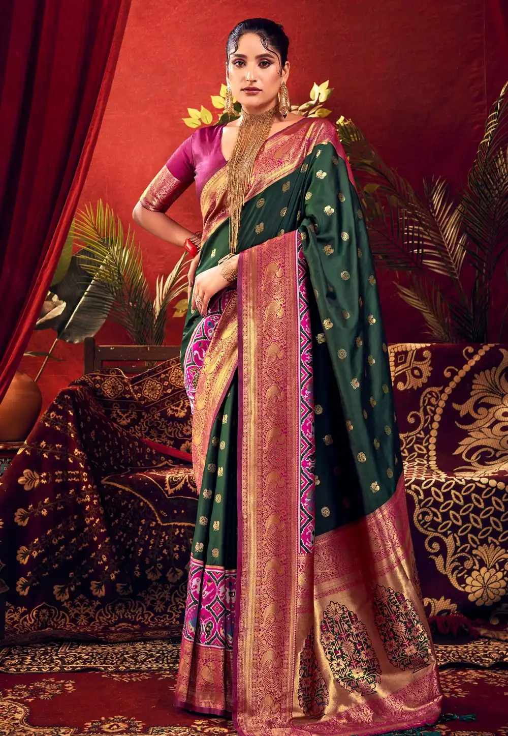 Green Silk Saree With Blouse 290159