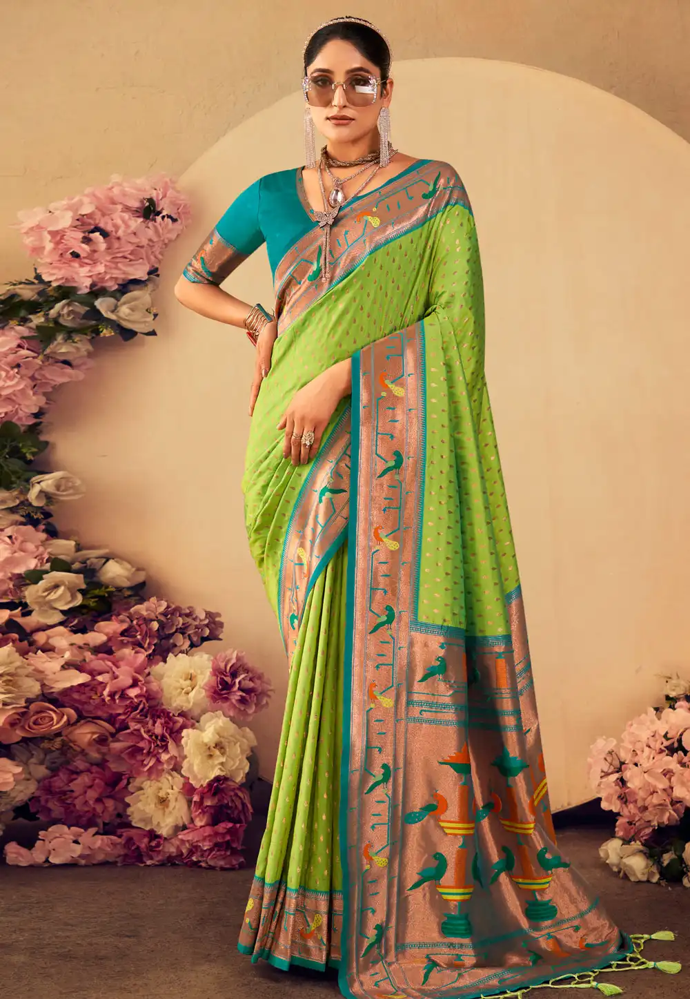 Green Silk Saree With Blouse 290208