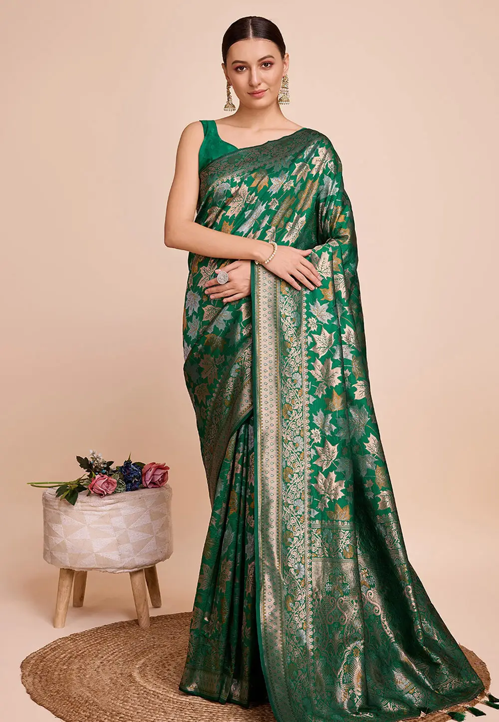 Green Silk Saree With Blouse 296273