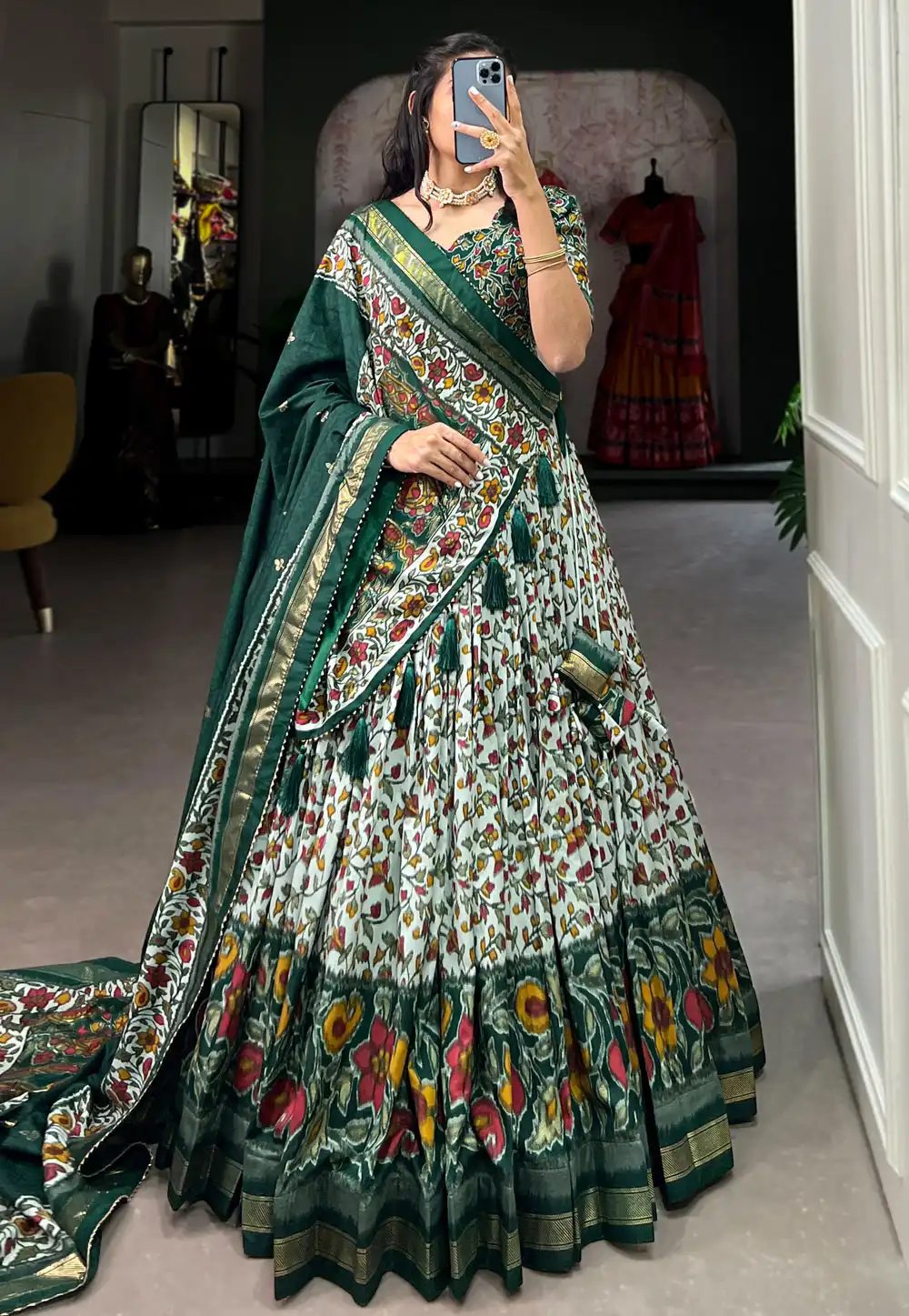 Green Tussar Silk Navratri Chaniya Choli 291790