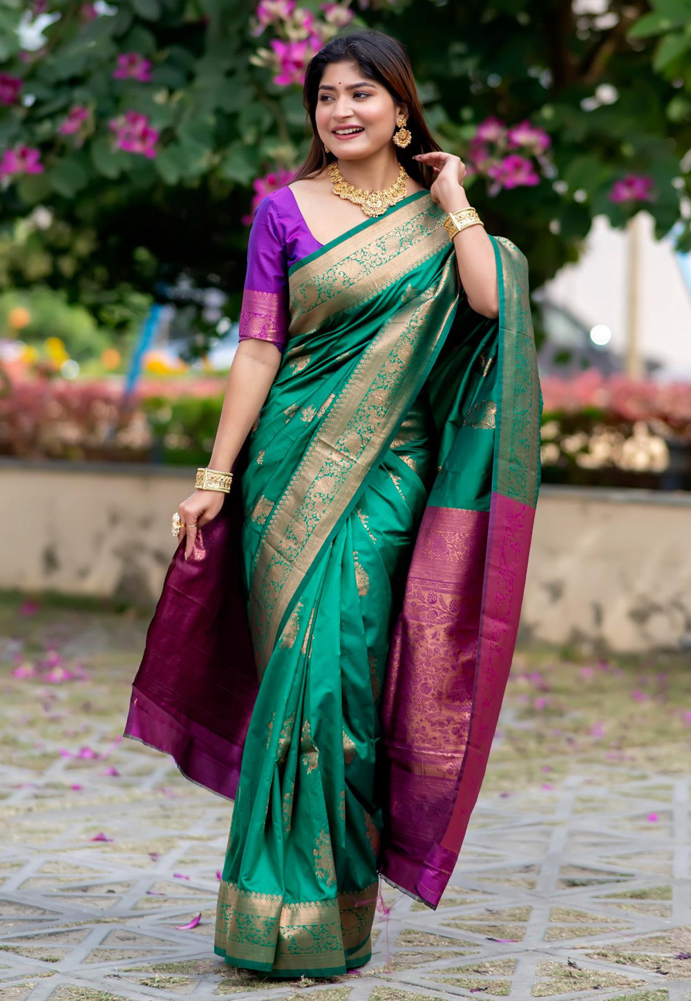 Green Tussar Silk Saree With Blouse 285388