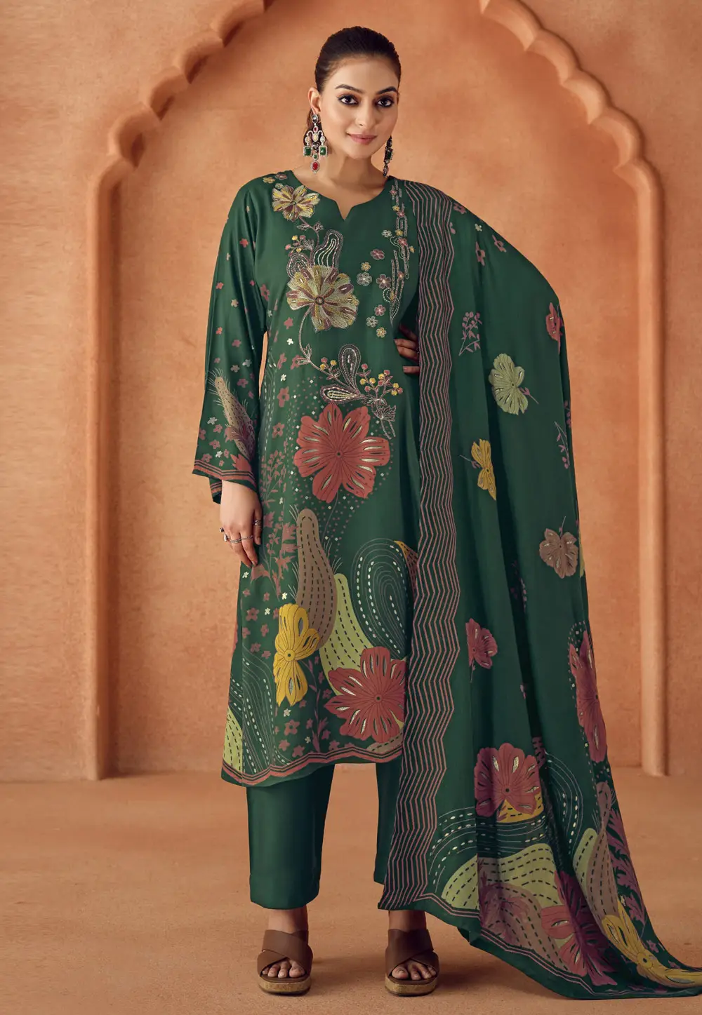 Green Viscose Pant Style Suit 296334