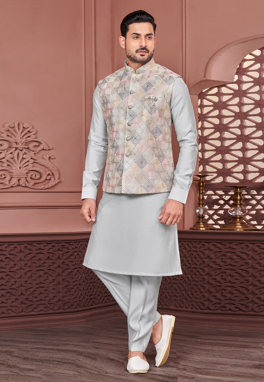 Grey Banarasi Silk Kurta Pajama With Jacket 278268