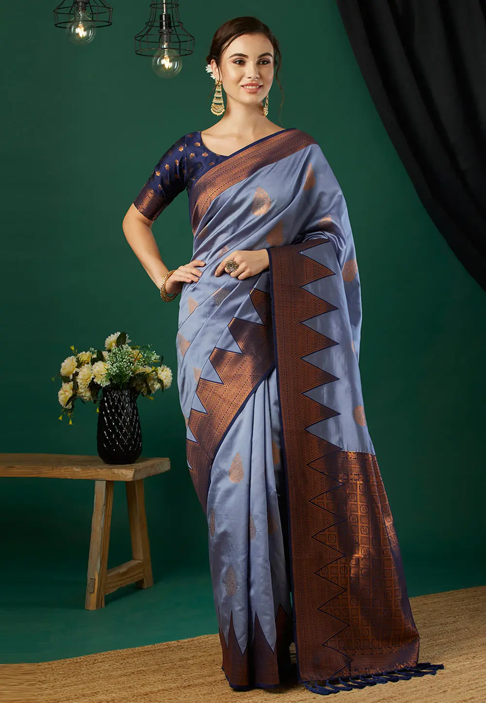 Grey Banarasi Silk Saree 300540