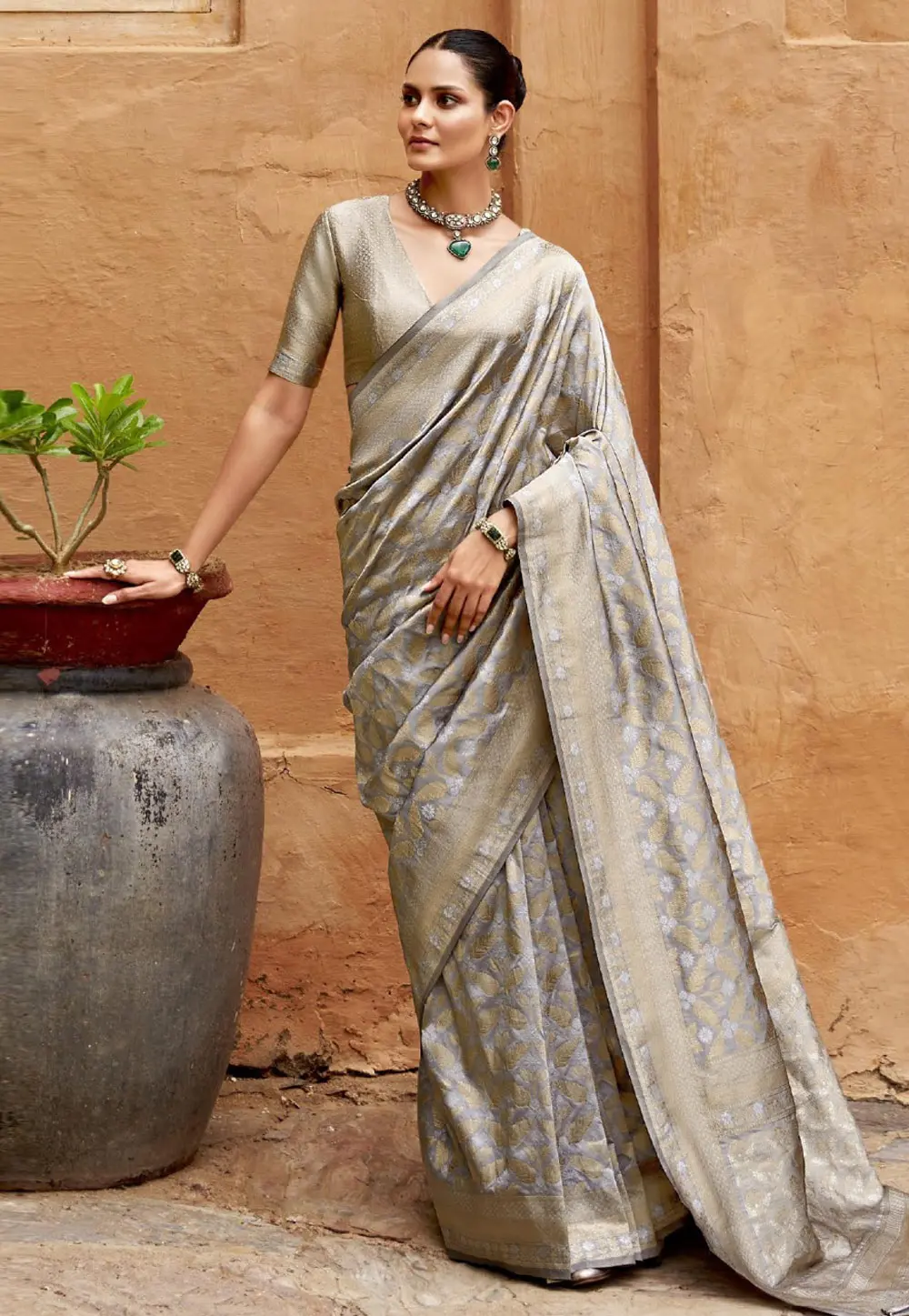 Grey Banarasi Silk Saree With Blouse 298494