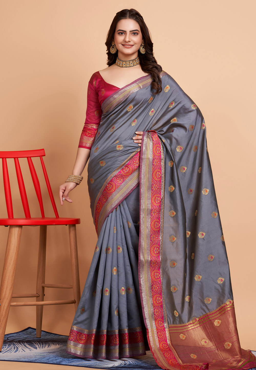 Grey Banarasi Silk Saree With Blouse 284261