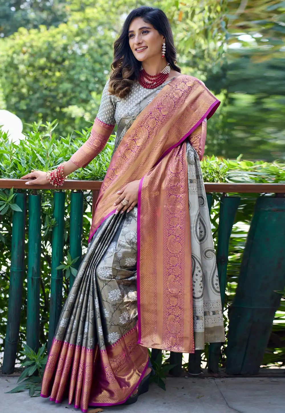 Grey Banarasi Silk Saree With Blouse 289689