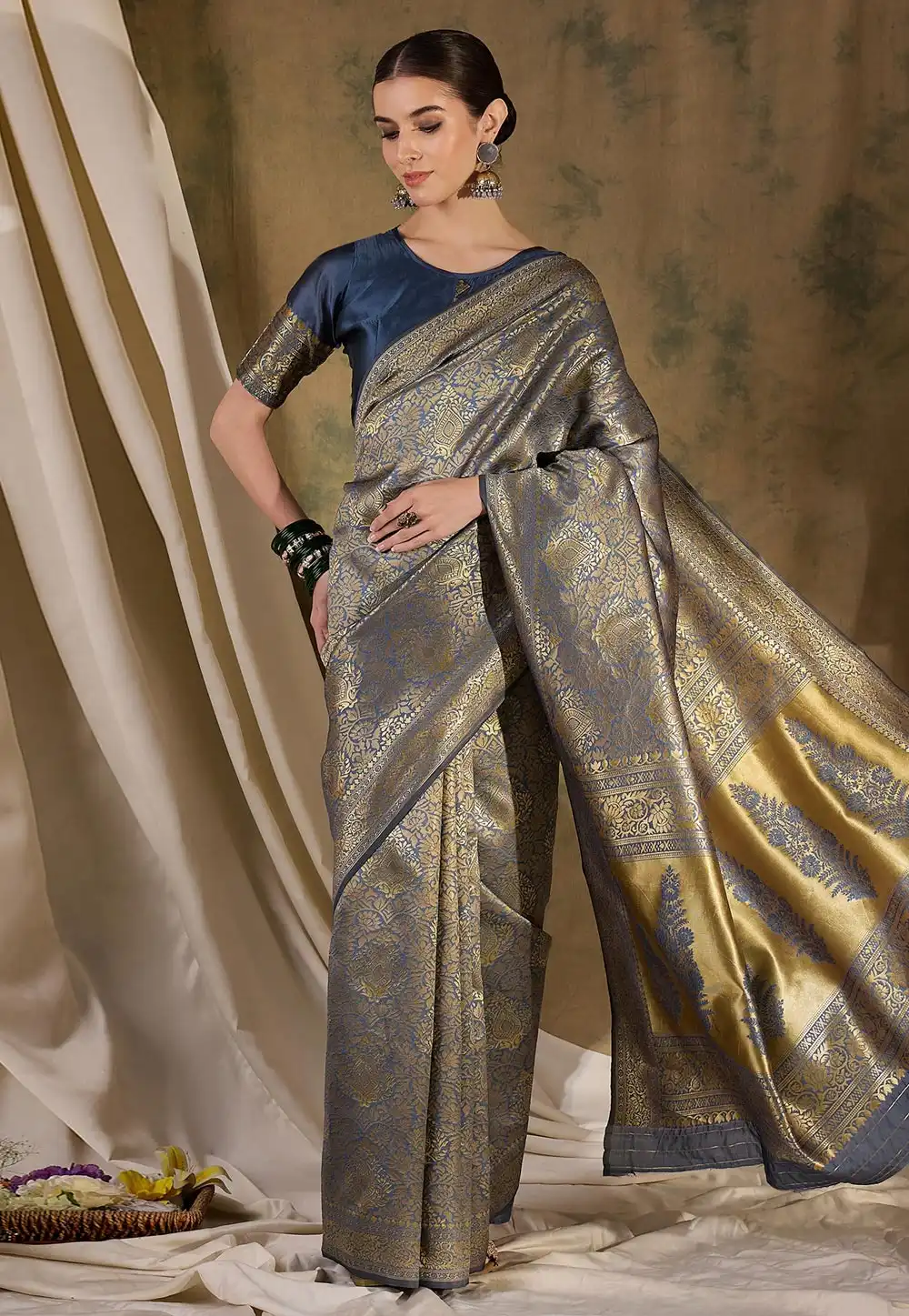 Grey Banarasi Silk Saree With Blouse 289665