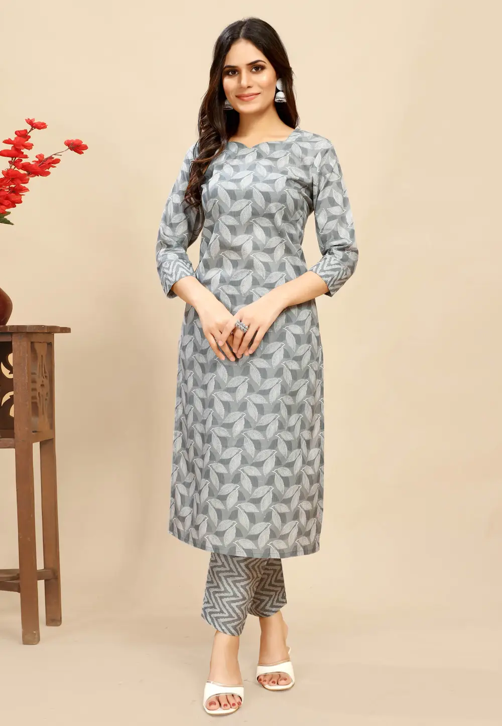 Grey Cotton Kurta Set With Pent 295308