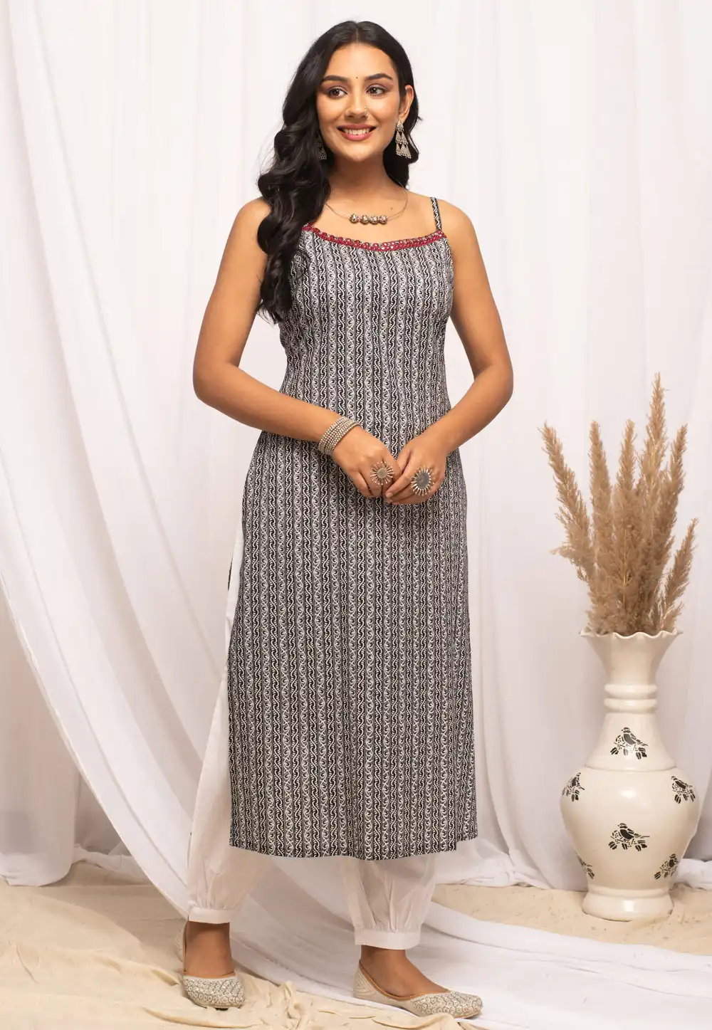 Grey Cotton Printed Long Kurti 289025