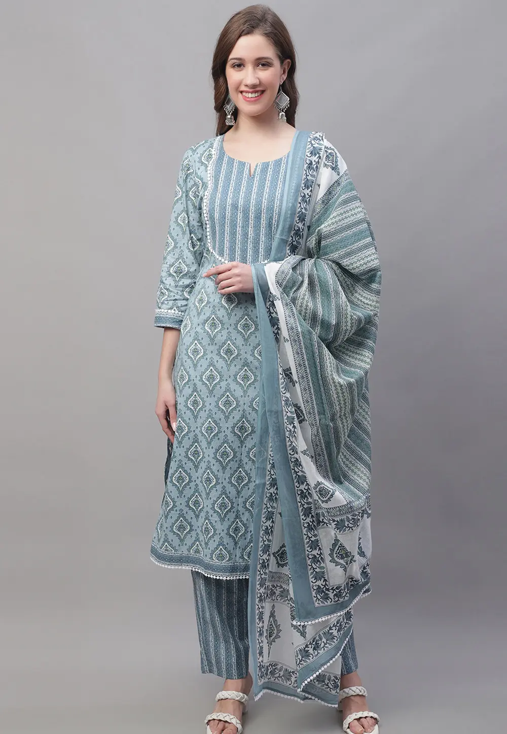 Grey Cotton Readymade Pakistani Suit 303464