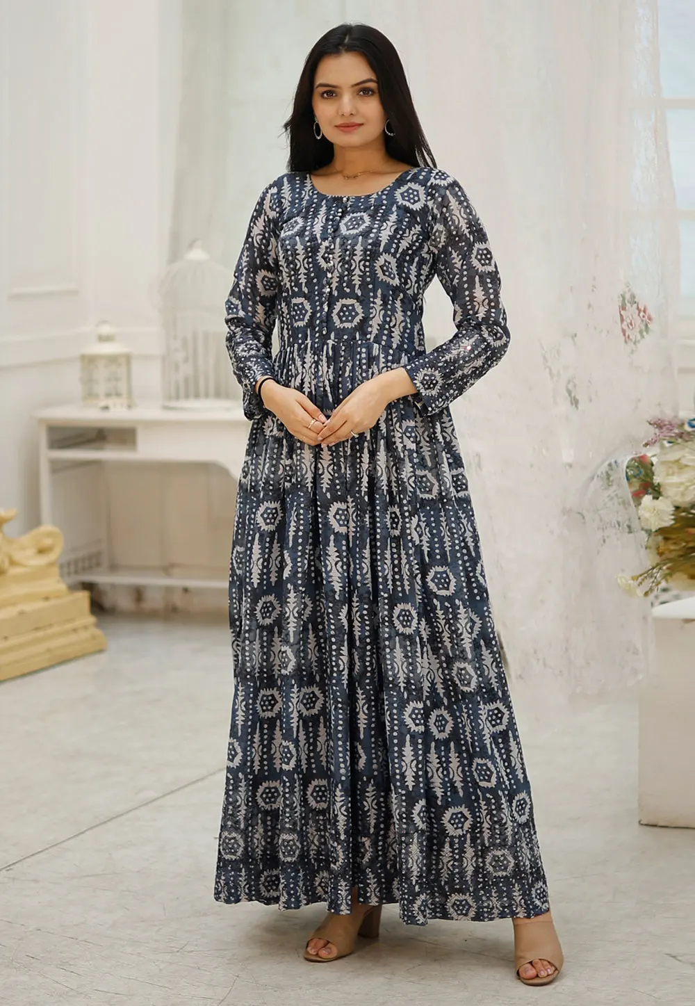 Grey Faux Georgette Printed Gown 302630