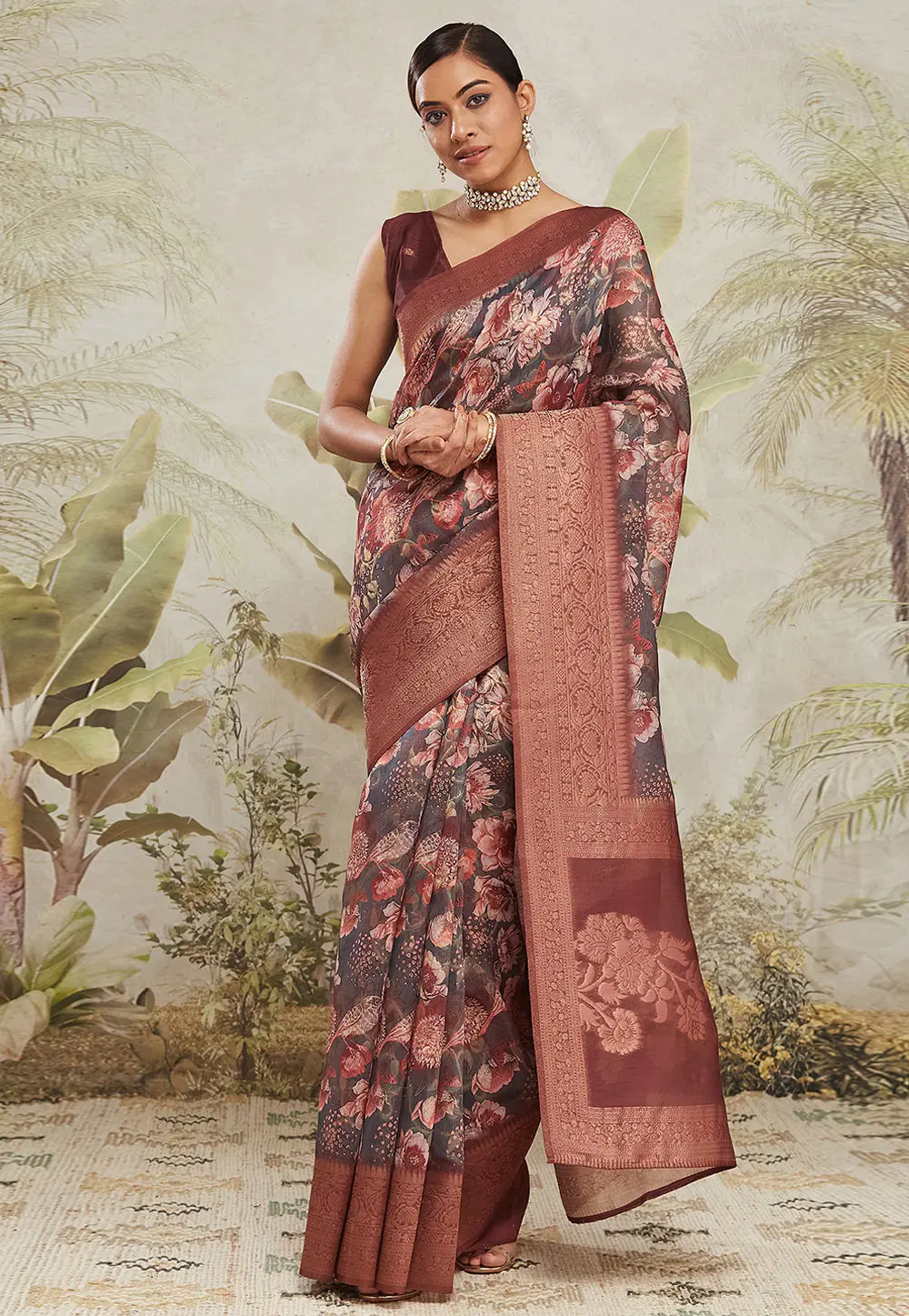 Grey Jacquard Silk Saree With Blouse 299484