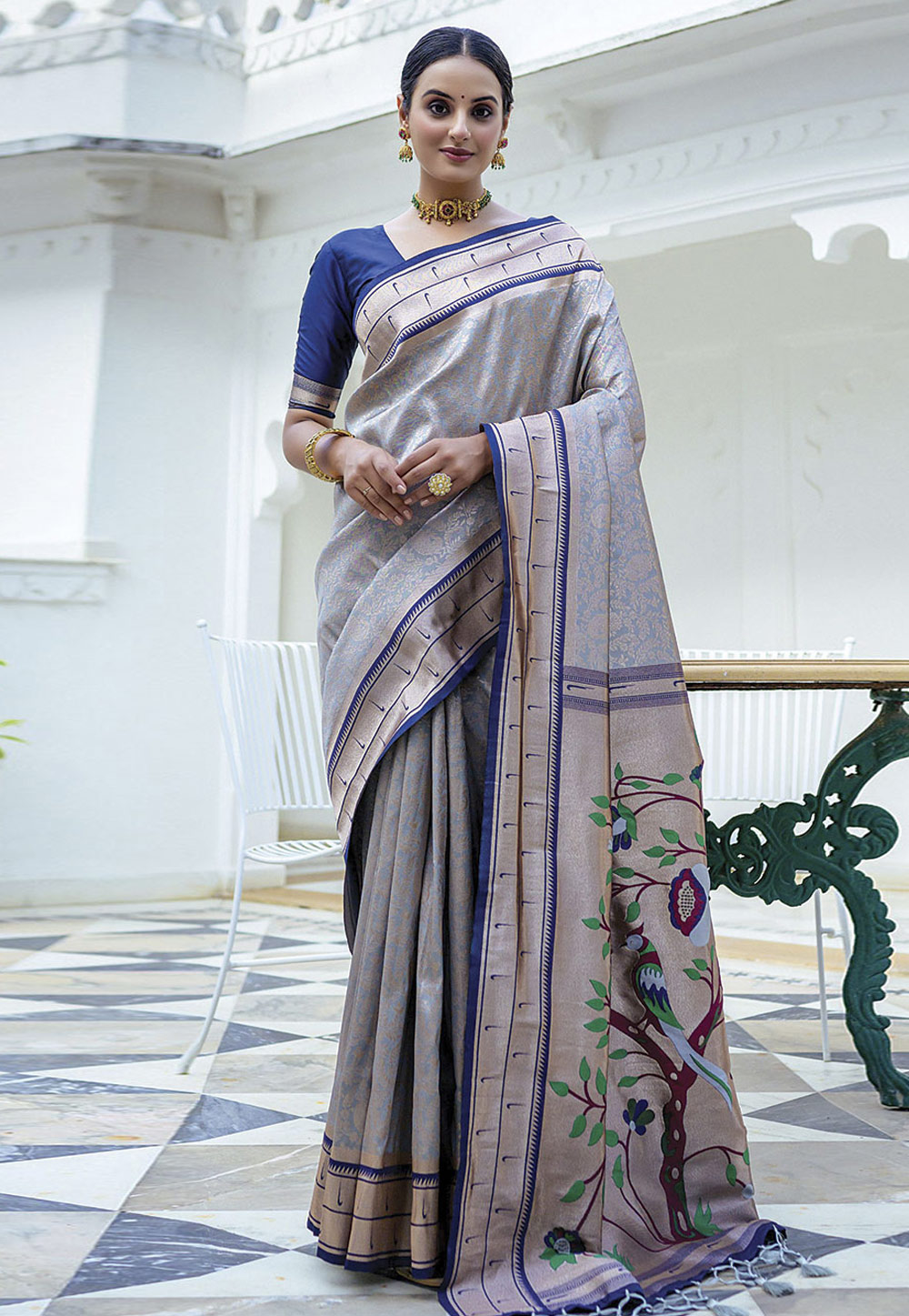 Grey Kanjivaram Silk Saree With Blouse 278983