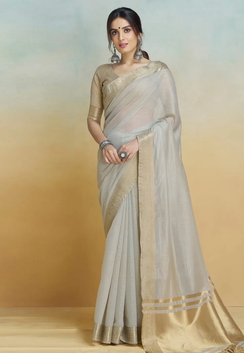 Grey Khadi Saree With Blouse 297250