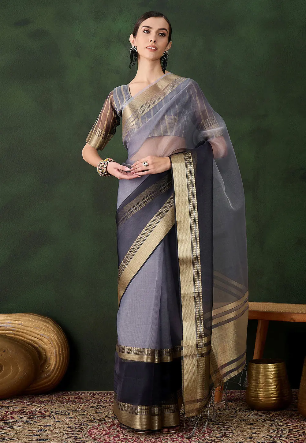 Grey Khadi Saree With Blouse 299220