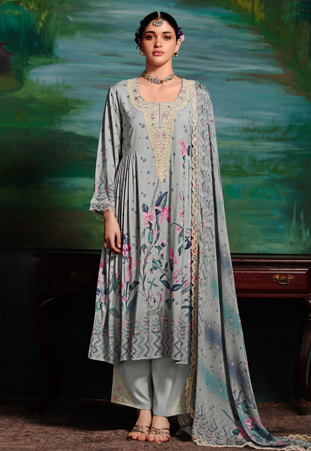 Grey Muslin Pakistani Suit 305084