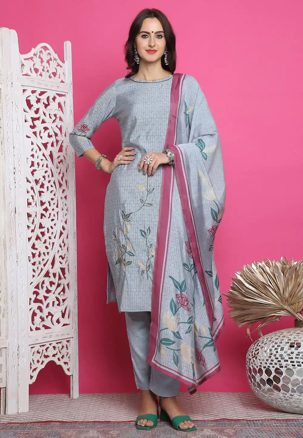 Grey Muslin Pakistani Suit 293872