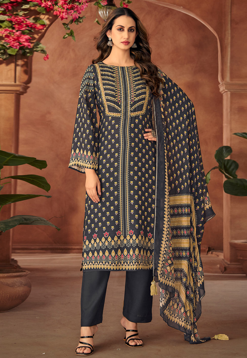 Grey Muslin Pant Style Suit 310172