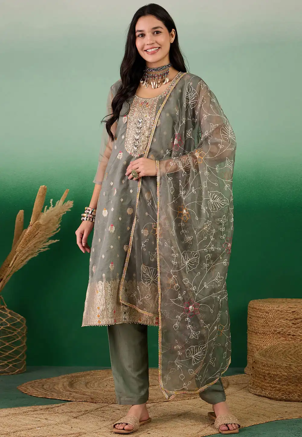 Grey Organza Pakistani Suit 289801