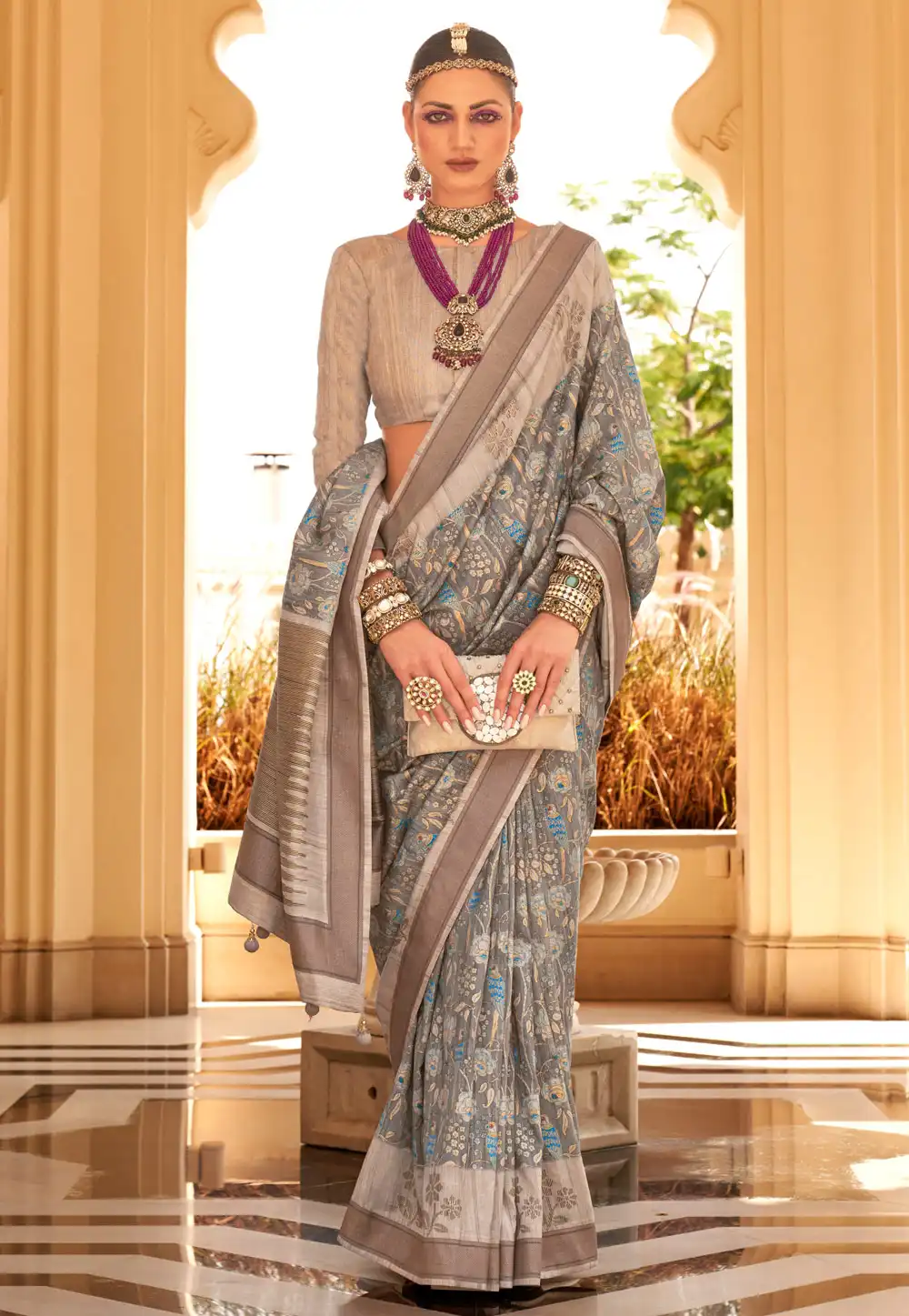 Grey Raw Silk Saree With Blouse 291345